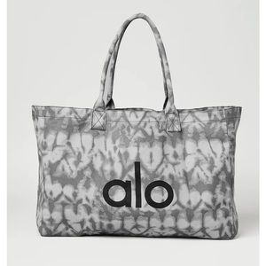 Alo yoga oversized tote bag